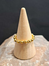 Φόρτωσε την φωτογραφία στο Gallery viewer, Δαχτυλίδι με κίτρινο χρυσό χάντρες, σε ελαστικό κορδόνι