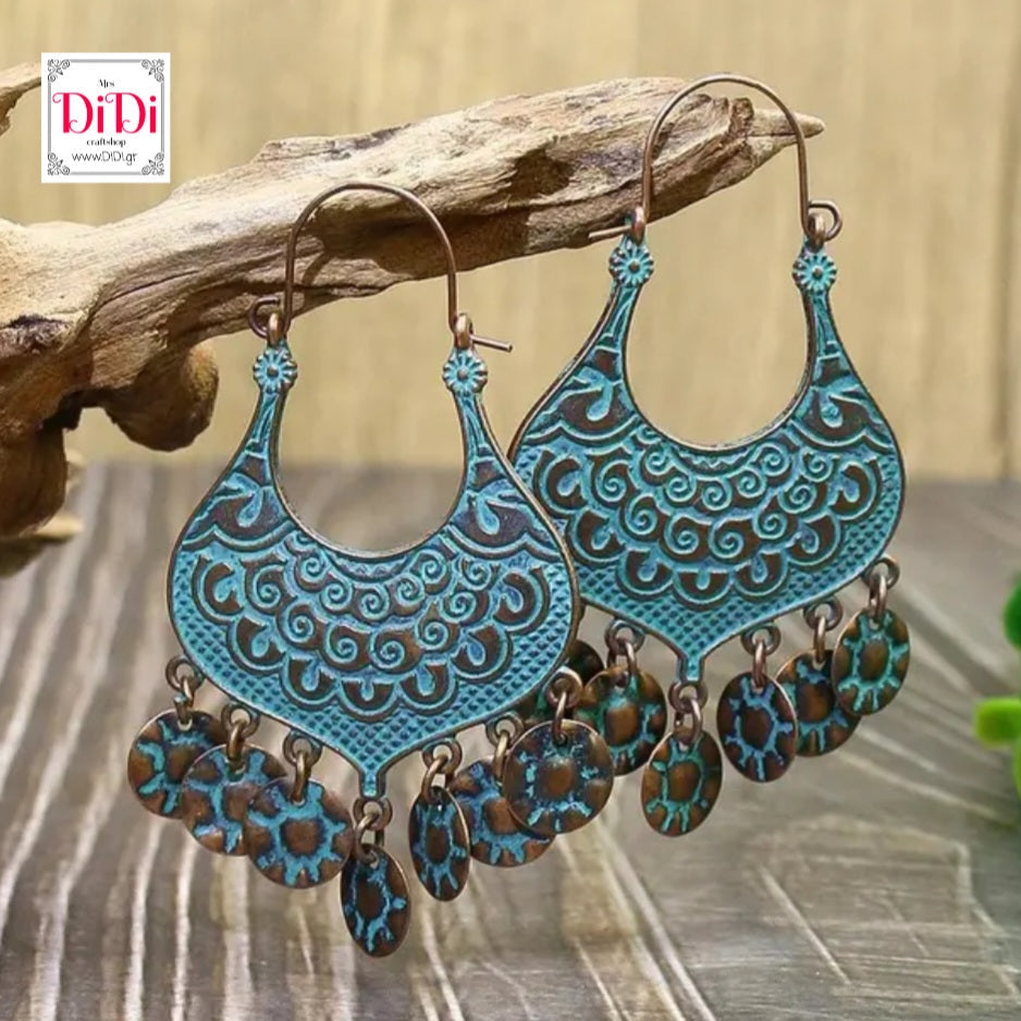 Σκουλαρίκια boho σε απόχρωση πατίνας με κρεμαστά φλουριά