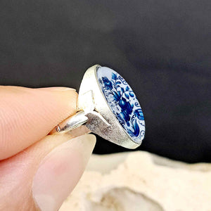 Δαχτυλίδι, γυάλινος θολος, με μπλε φλοράλ2, σε ασημί 18052315
