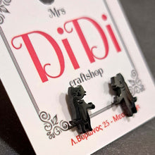 Φόρτωσε την φωτογραφία στο Gallery viewer, Ατσάλινα σκουλαρίκια γάτος &quot;thumb up&quot;, σε μαύρο