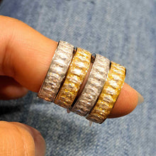 Φόρτωσε την φωτογραφία στο Gallery viewer, Ατσάλινο δαχτυλίδι βεργα με στρας, σε κίτρινο χρυσό