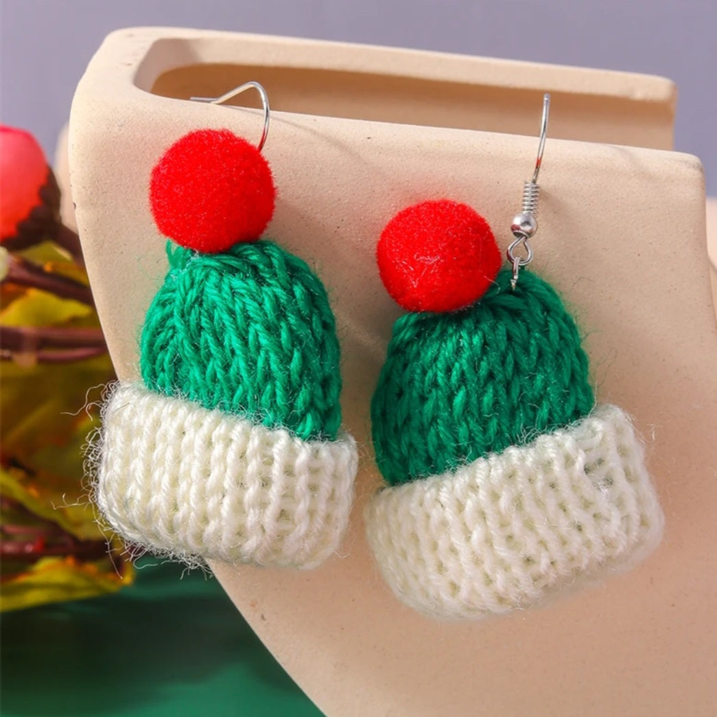 Σκουλαρίκια χειροποίητα, πλεχτά σκουφάκια πράσινα, 0810246