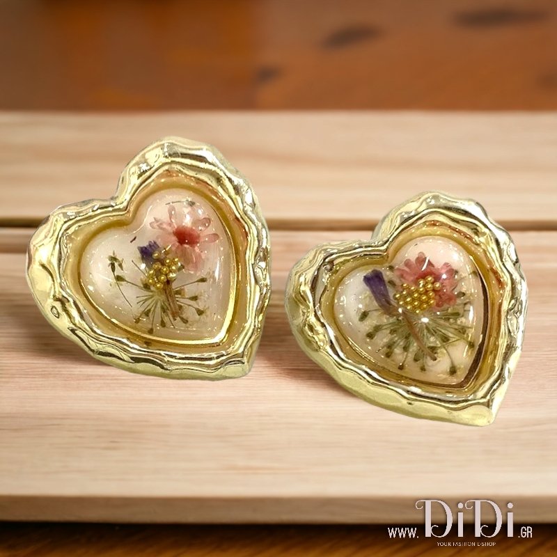 Σκουλαρίκια καρφάκι, καρδιές χρυσό με resin και αποξηραμένα λουλούδια 1711234