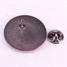 Φόρτωσε την φωτογραφία στο Gallery viewer, Καρφίτσα μεταλλική με logo τύπου pin 13042410