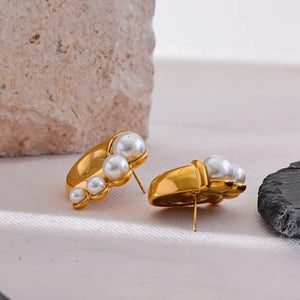 Ατσάλινα σκουλαρίκια καρφάκι, σαλιγκαράκια με πέρλες, σε κίτρινο χρυσό 13032420