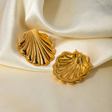 Φόρτωσε την φωτογραφία στο Gallery viewer, Ατσάλινα σκουλαρίκια καρφάκι, μεγάλες αχιβάδες, σε κίτρινο χρυσό 01032413