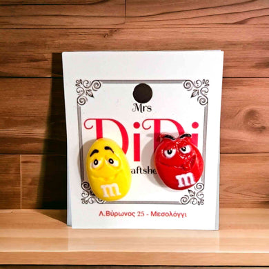 Ατσάλινα σκουλαρίκια καρφάκι με M&M's 2702244