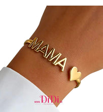 Φόρτωσε την φωτογραφία στο Gallery viewer, Βραχιόλι ατσάλινο σταθερή βέργα οβάλ με λέξη "μαμά", σε κίτρινο χρυσό, 28042621G