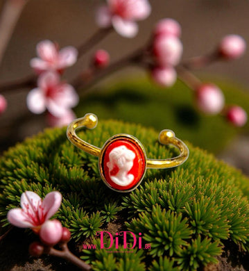 Δαχτυλίδι ατσάλινο καμέο micro 6mm x 8mm, κόκκινο με λευκό γυναικείο πρόσωπο, κίτρινο χρυσό, 0611256