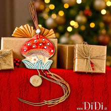Φόρτωσε την φωτογραφία στο Gallery viewer, Χριστουγεννιάτικο γούρι μανιτάρι, κεραμικό &amp; κρεμαστό, 2810257