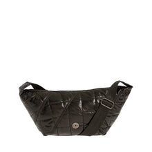 Φόρτωσε την φωτογραφία στο Gallery viewer, Τσάντα Croissant Bag καπιτονέ, μαύρο, 24260