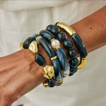 Φόρτωσε την φωτογραφία στο Gallery viewer, Βραχιόλι ελαστικό με ακριλικές χάντρες &amp; πέρλες, μαύρο - χρυσό, 16102511