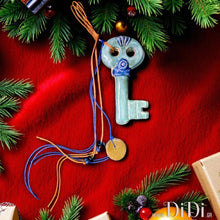 Φόρτωσε την φωτογραφία στο Gallery viewer, Χριστουγεννιάτικο γούρι μπλε κλειδί, κεραμικό &amp; κρεμαστό, 2810258