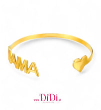 Φόρτωσε την φωτογραφία στο Gallery viewer, Βραχιόλι ατσάλινο σταθερή βέργα οβάλ με λέξη "μαμά", σε κίτρινο χρυσό, 28042621G