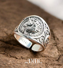 Φόρτωσε την φωτογραφία στο Gallery viewer, Δαχτυλίδι αντρικό ασήμι 925, αντικέ με σχέδιο άλογο, 2411259