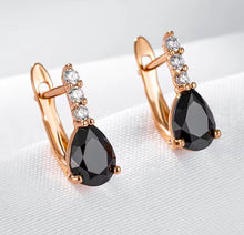 Φόρτωσε την φωτογραφία στο Gallery viewer, Σκουλαρίκια κρίκος με μαύρη πετρα, σε ροζ χρυσό, 2811256