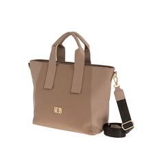 Φόρτωσε την φωτογραφία στο Gallery viewer, Τσάντα χειρός με ιμάντα, μπεζ, 24250