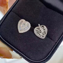 Φόρτωσε την φωτογραφία στο Gallery viewer, Σκουλαρίκια καρδιές μικρά καρφάκι με ζιργκόν, σε ασημί, 1911258