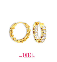 Φόρτωσε την φωτογραφία στο Gallery viewer, Σκουλαρίκια κρίκοι ατσάλινοι 2cm στρογγυλά με καρφωτά λευκά στρας, κίτρινο χρυσό, 21112513G