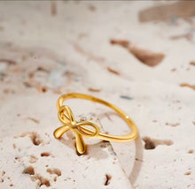 Φόρτωσε την φωτογραφία στο Gallery viewer, Ατσάλινο δαχτυλίδι φιογκάκι, κίτρινο χρυσό, 1911257