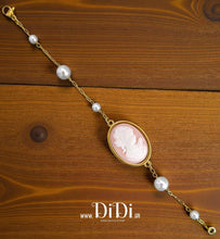 Φόρτωσε την φωτογραφία στο Gallery viewer, Βραχιόλι ατσάλινο Cameo ροζ 18mm x 25mm, με πέρλες, 1111257