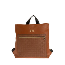 Φόρτωσε την φωτογραφία στο Gallery viewer, Τσάντα πλάτης απο ανθεκτικό συνθετικό δέρμα με δύο υφές, κάμελ, 24243