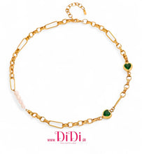 Φόρτωσε την φωτογραφία στο Gallery viewer, Κολιε ατσάλινο με πράσινες πέτρες, σε κίτρινο χρυσό, 0603267