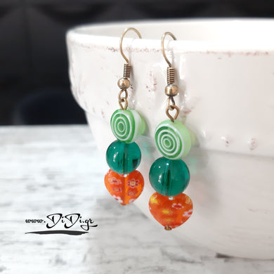 Σκουλαρίκια γυάλινα μουράνο πορτοκαλί-πράσινη χάντρα