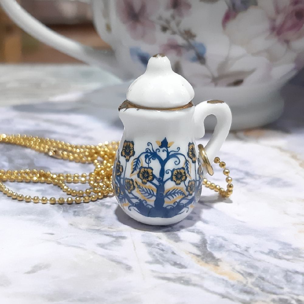 Κολιέ κανάτα μινιατούρα μπλε λουλούδια