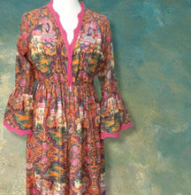 Φόρτωσε την φωτογραφία στο Gallery viewer, Φόρεμα μακρύ, boho, χειροποίητο με φαρδιά μανίκια και βολάν στο τελείωμα, φούξια - πορτοκαλί - πράσινο