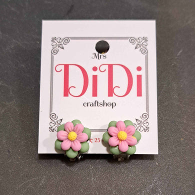 Σκουλαρίκια παιδικά κλιπς, μαργαρίτες ροζ 22042415