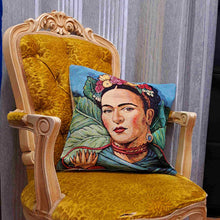 Φόρτωσε την φωτογραφία στο Gallery viewer, Θήκη μαξιλαριού 40cm x 40cm, υφαντή, σχέδιο Fryda Cahlo 1