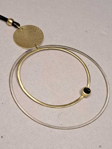 Κολιέ ορειχάλκινο χειροποίητο στοιχείο δύο κύκλοι ασημί - χρυσό, με μαύρη πέτρα & καφέ  κορδόνι