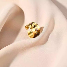 Φόρτωσε την φωτογραφία στο Gallery viewer, Ατσάλινο δαχτυλίδι ρυθμιζόμενο με χρωματιστές πέτρες νο2, σε κίτρινο χρυσό