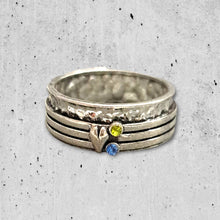 Φόρτωσε την φωτογραφία στο Gallery viewer, Δαχτυλίδι zinc alloy, ασημί με καρδιά και πέτρα